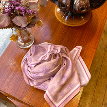 Charger l&#39;image dans la galerie, FOULARD FLEURS - ROSE