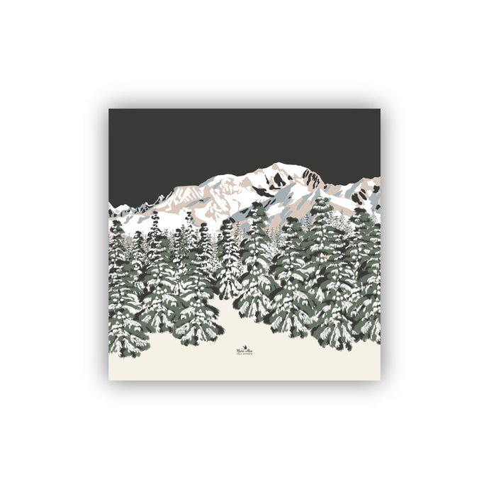 Illustration paysage de montagne d'hiver sapin et mont blanc.
version couleur: Charbon / beige / blanc/ vert
Création et impression francaises
format : 40 x 40 cm 
Artiste: Marie-Alice vous emmène
